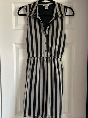 miami Black and White Vertical Stripe Mini Dress